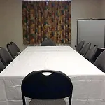 Lexington Inn & Suites-Windsor 